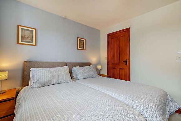 Loveston Lodge