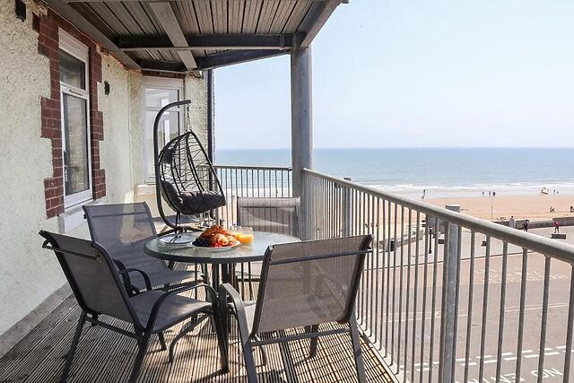 Ocean Retreats South Bay Apt 5