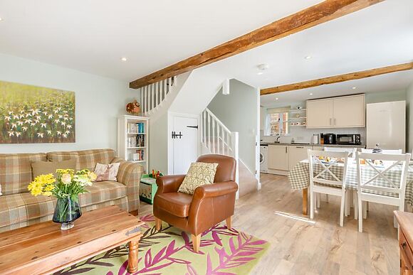 Rolling Bramble Cottage