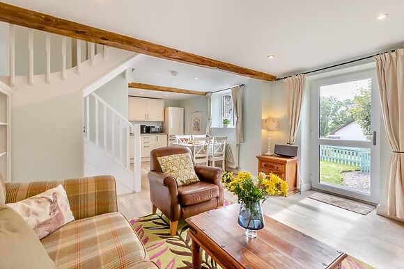 Rolling Bramble Cottage