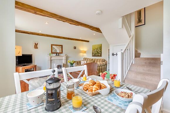 Rolling Bramble Cottage