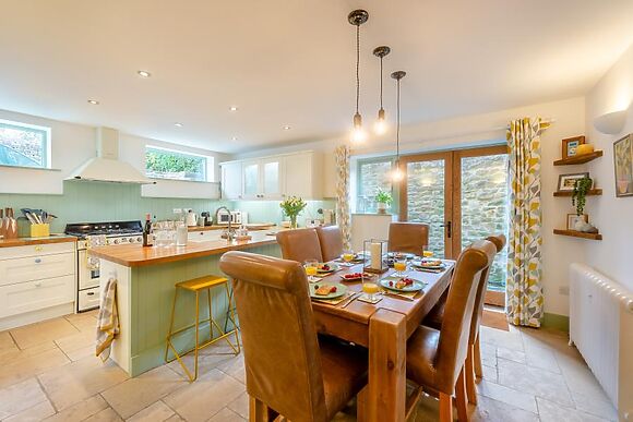 The Cottage In Lea