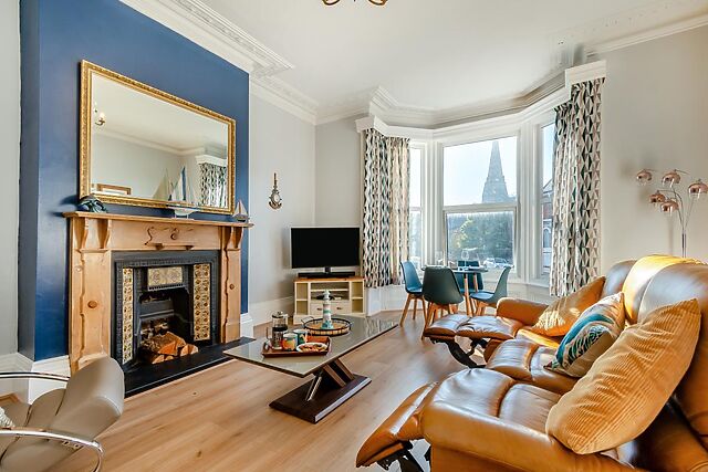 The Blue Door Apartment