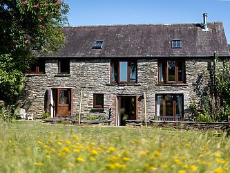 Fron Isaf Cottages Ysgubor Uchaf