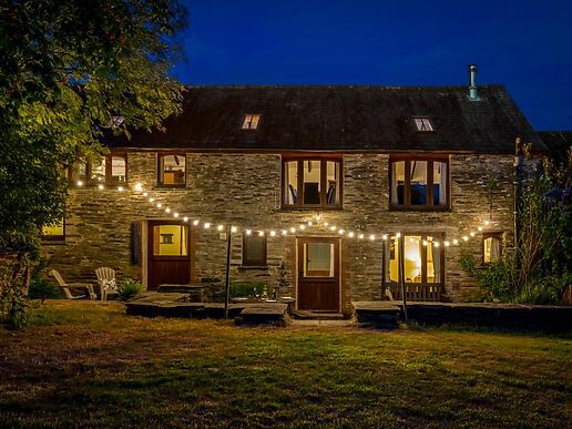 Fron Isaf Cottages Ysgubor Uchaf