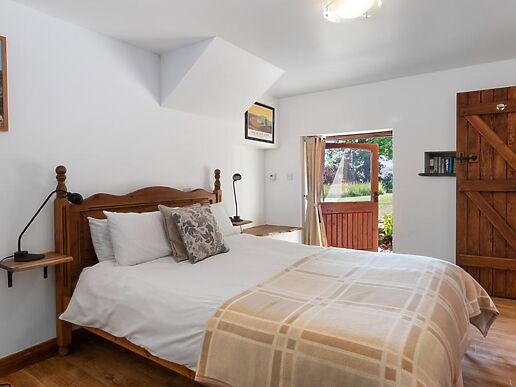 Fron Isaf Cottages Ysgubor Uchaf