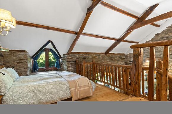 Fron Isaf Cottages Ysgubor Ganol