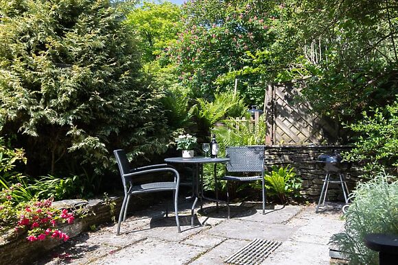 Fron Isaf Cottages Ysgubor Ganol