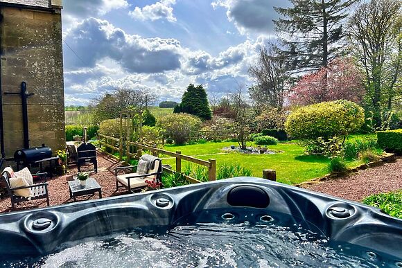 Biddlestone Farmhouse