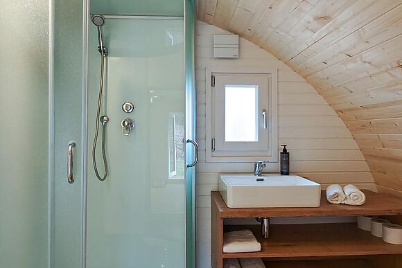 Oak Pantygelli Escapes