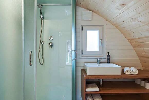 Ash Pantygelli Escapes