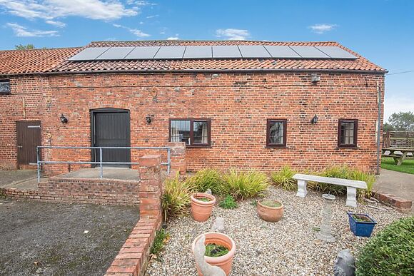 Lark Rise Cottage 3 White Hoe Farm