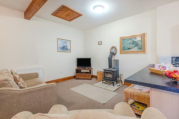 Lark Rise Cottage 3 White Hoe Farm