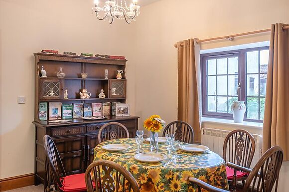 Lark Rise Cottage 3 White Hoe Farm