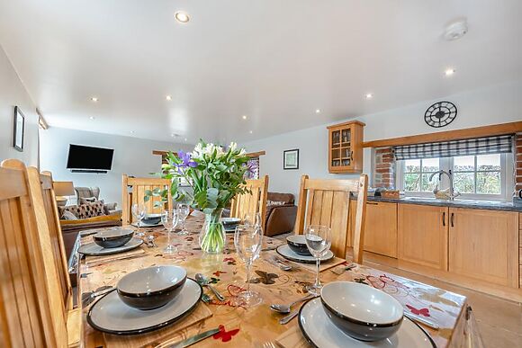 Paxton View Barn Llanddarog