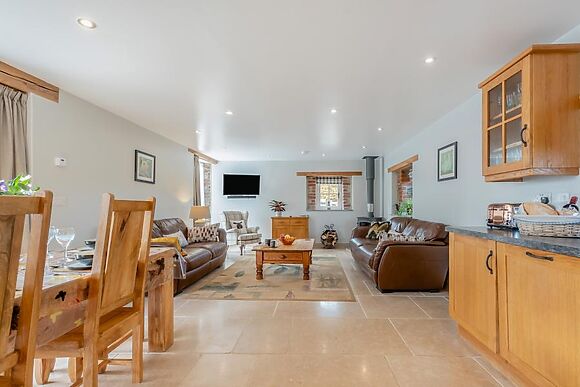 Paxton View Barn Llanddarog