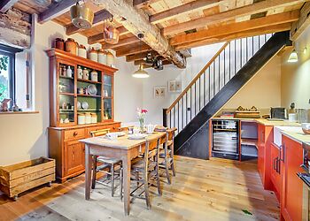 The Winemakers Barn