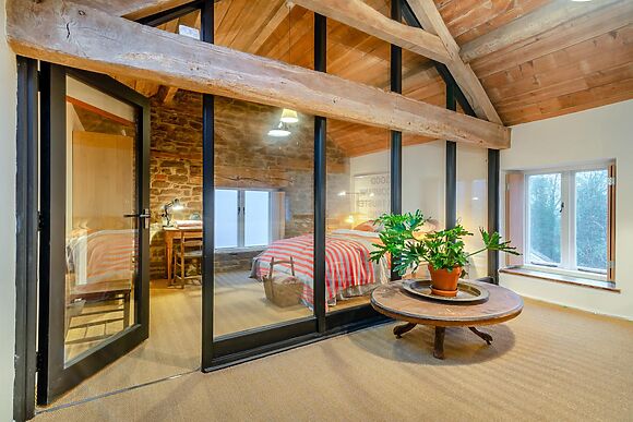 The Winemakers Barn