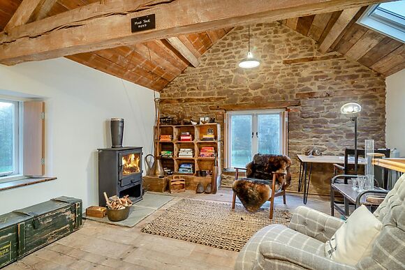 The Winemakers Barn