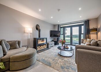 Lakeview At Weekstone