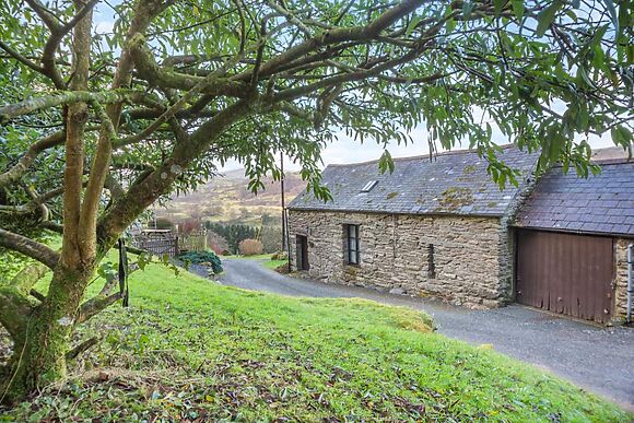 Tyn Y Fron Barn