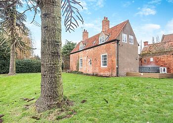 The Farm House Southwell