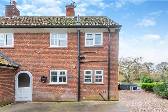 Strawberry Cottage Southwell