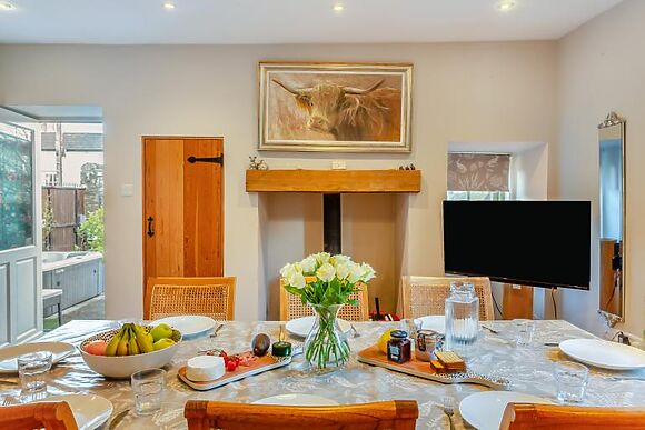 Ellerton House