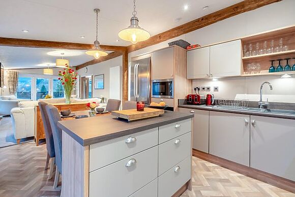 Loch Earn Rivendale Lodge