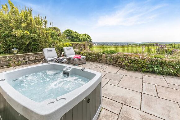 Tregrannick Garden Cottage