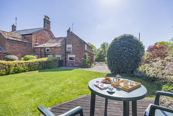 Hope Country Cottage One