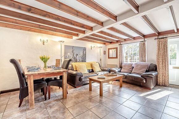 Hope Country Cottage Two