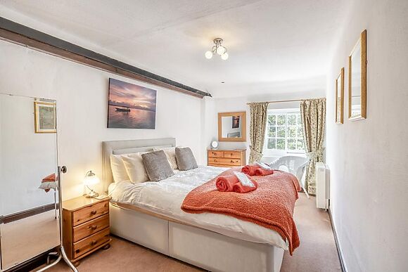 Hope Country Cottage Two