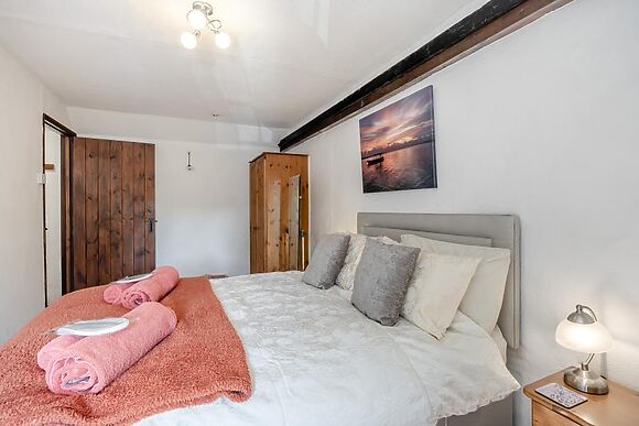 Hope Country Cottage Two