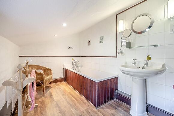 Hope Country Cottage Two