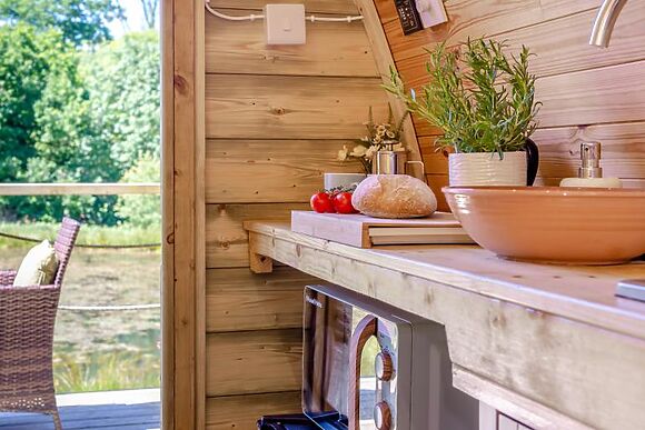 Lakeside Escape at Three Oaks
