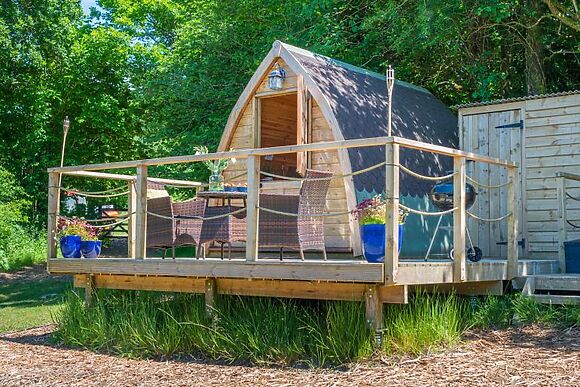 Lakeside Escape at Three Oaks