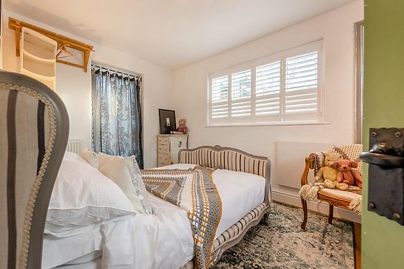 Lily Cottage