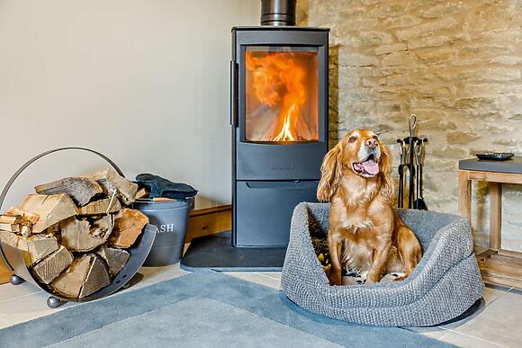 The Stone Barn At Downton Estate