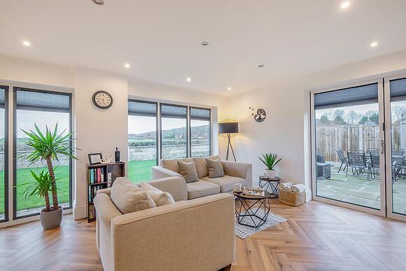 Cedar Lodge Pleasley Vale