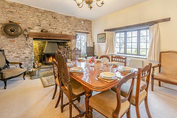 Boundstone Farmhouse