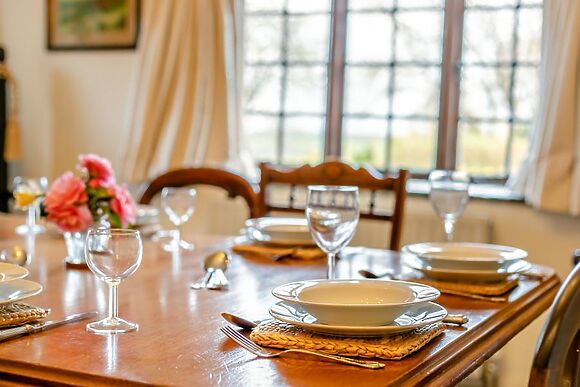 Boundstone Farmhouse