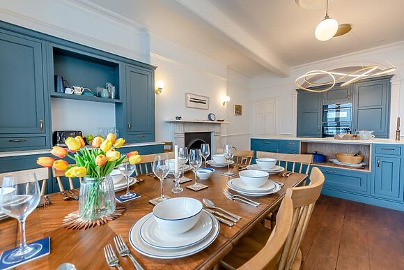 Belle Vue House