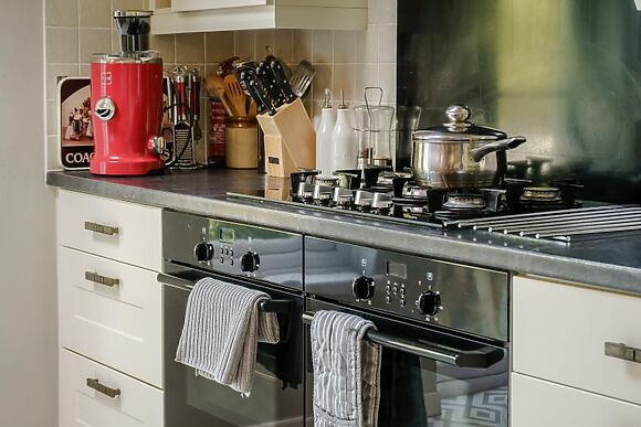 Honey Coach House - Wellstone