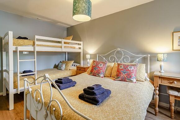 Honey Coach House - Wellstone