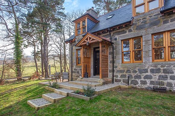 Gardeners Cottage At Craighead
