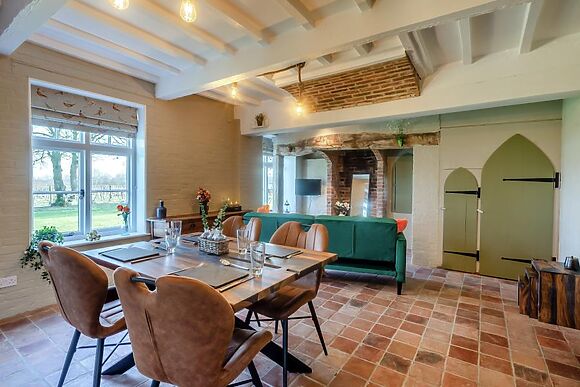 The Cottage Vineyard