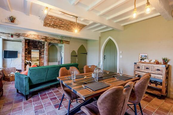 The Cottage Vineyard