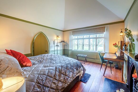 The Cottage Vineyard