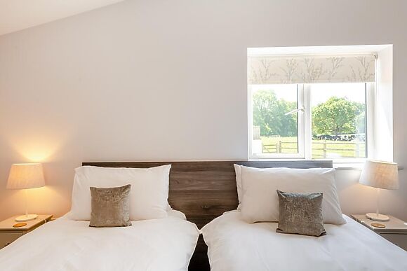 Oakfield Barn